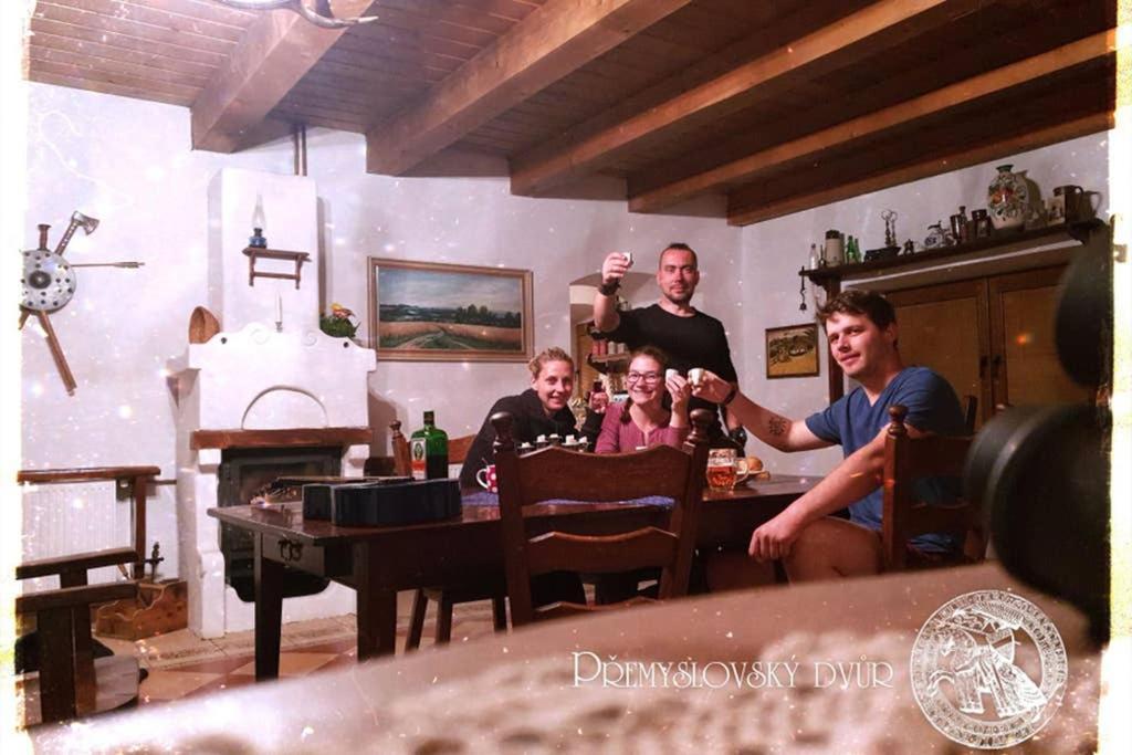 Premyslovsky Dvur Apartment Slezske Pavlovice Luaran gambar